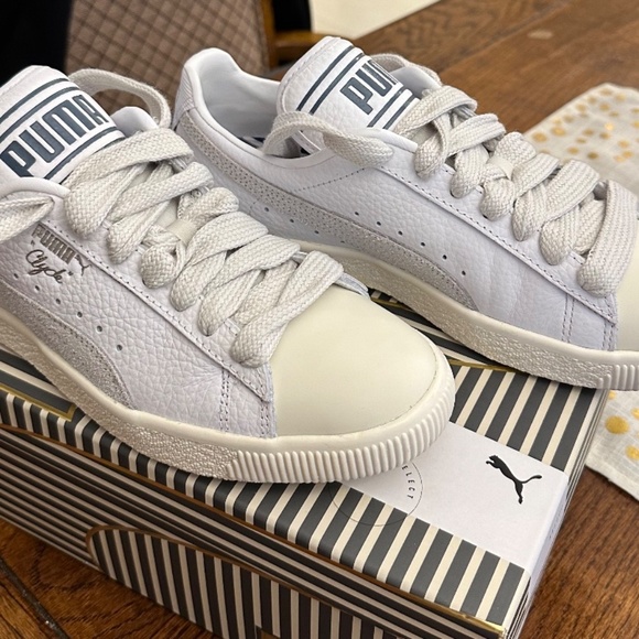 Men’s Puma Clyde Sneakers Sz.7 or 40 (Ladies Sz.9) NEW - Picture 5 of 7